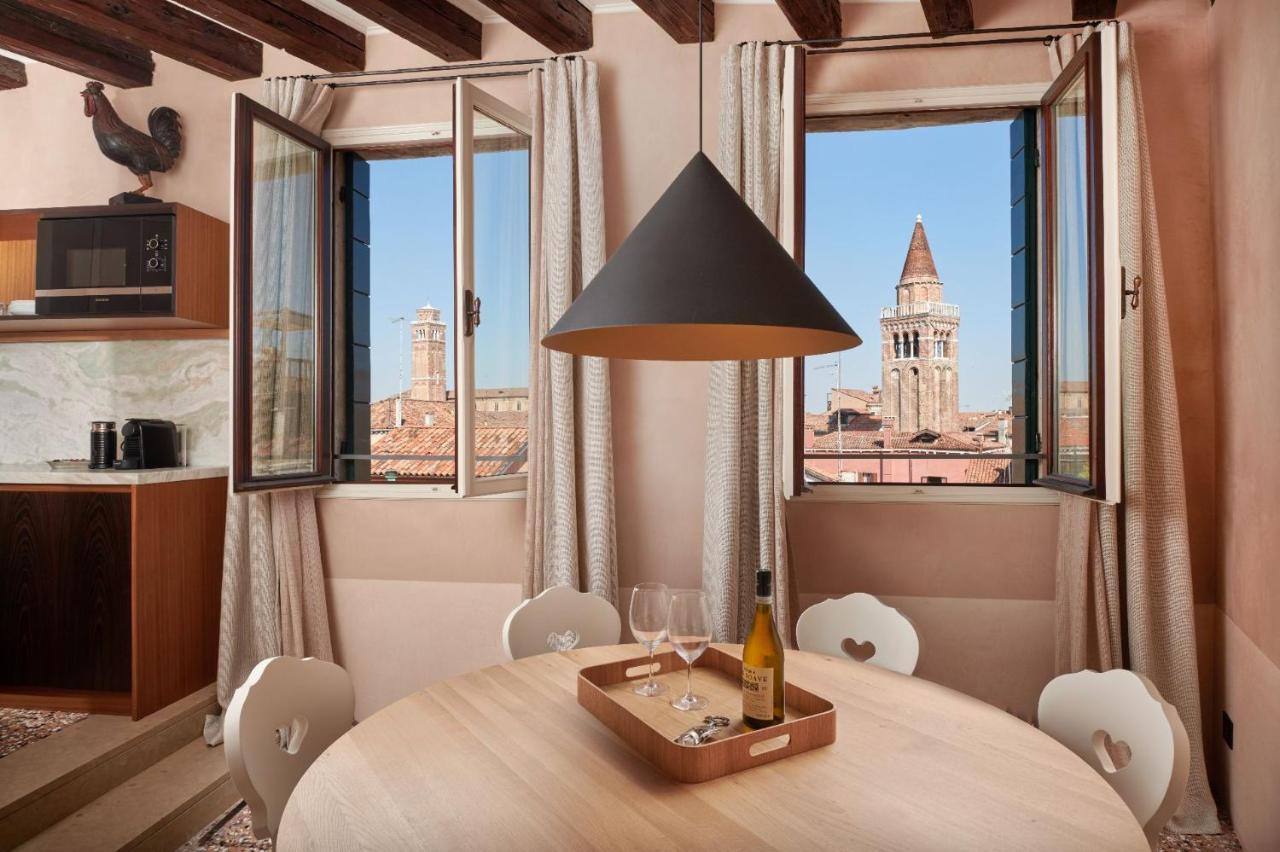 Palazzo Dell'albero D'oro * Venecia